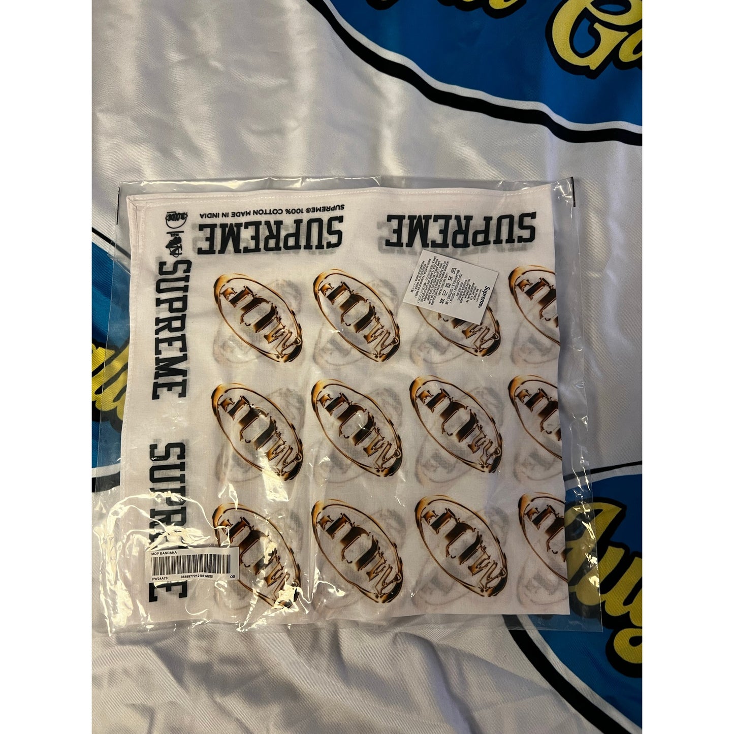 Supreme M.O.P. Bandana White
