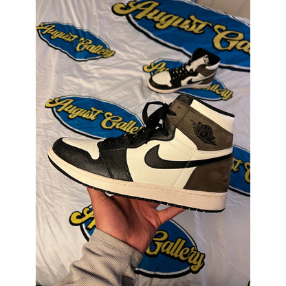 Jordan 1 Retro High Dark Mocha